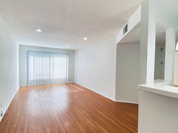 4th image of 5050 Klump Ave #64211