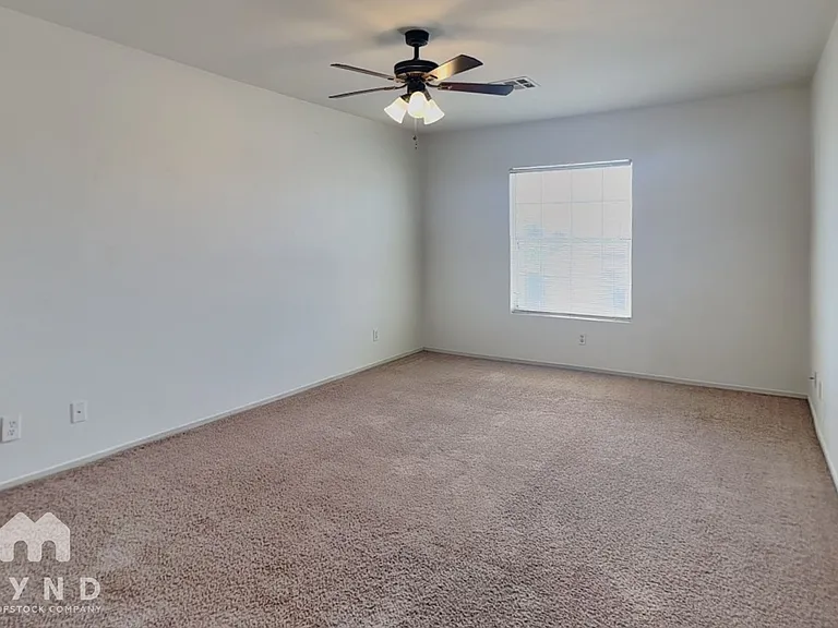 8042 Laurena Ave — Photo 8