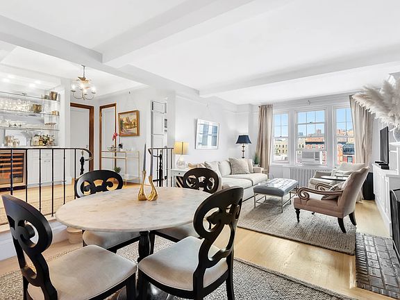 2nd image of 45 Christopher St APT 7G