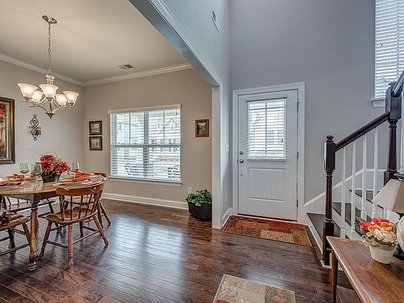 4th image of 6013 Bountiful St