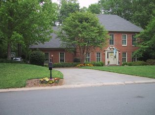 10425 Avondale Ave, Charlotte, NC 28210