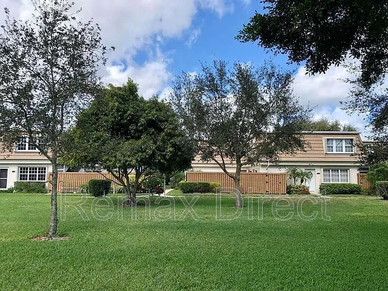 4300 Hazel Ave — Photo 5