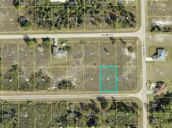 1249 Garibaldi St E, Lehigh Acres, FL 33974