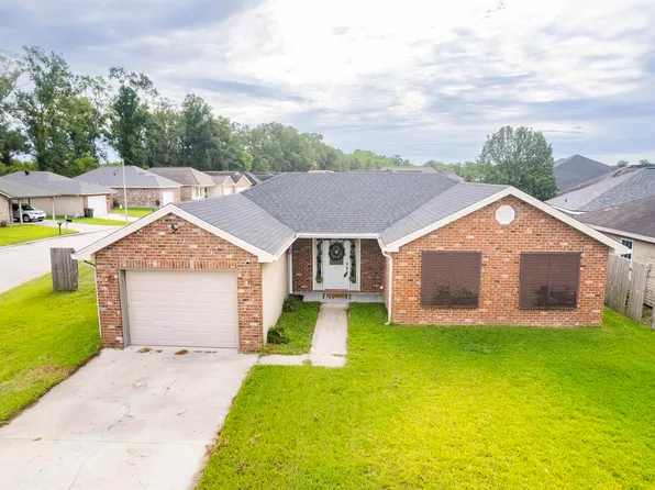 127 Jolie Oaks Blvd, Thibodaux, LA 70301