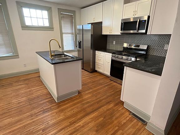 5th image of 527 Frebis Ave