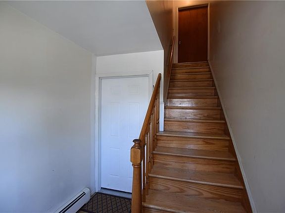3rd image of 151 Douglas Ave