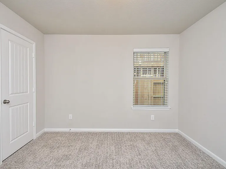 1427 Central Heights Dr — Photo 26