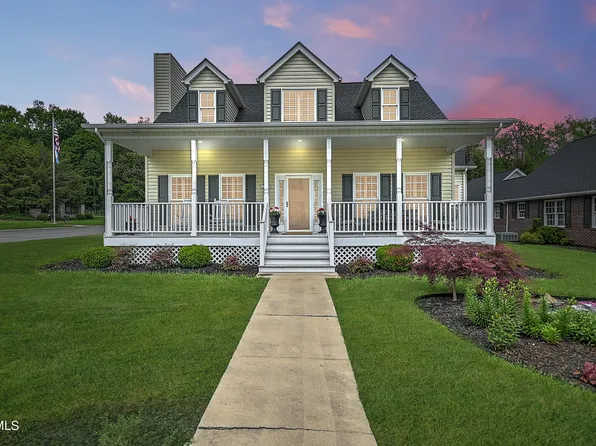 12645 Chesterfield Ln, Bristol, VA 24202