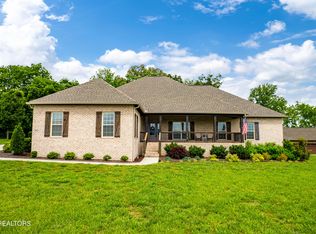 837 Majestic Mountains Blvd, Walland, TN 37886