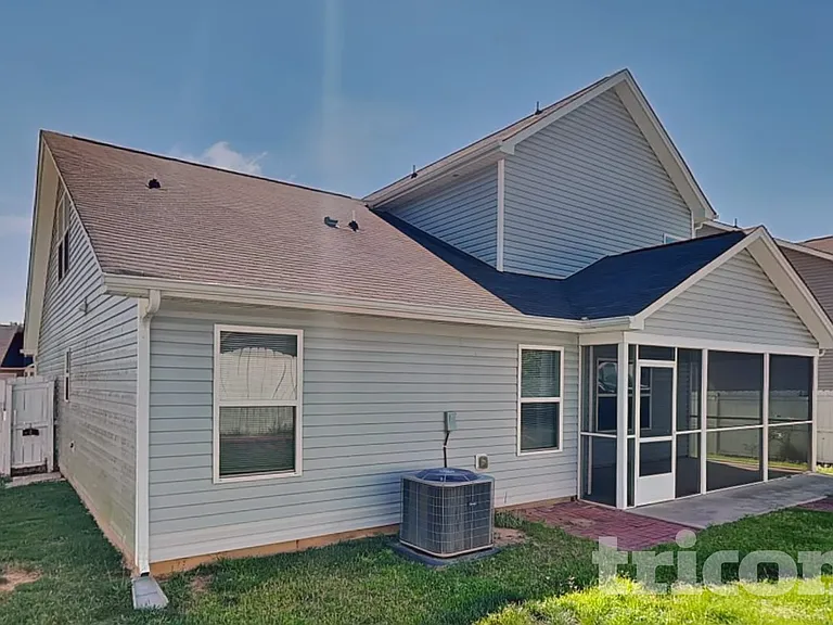 1705 Sawtooth Ct — Photo 19