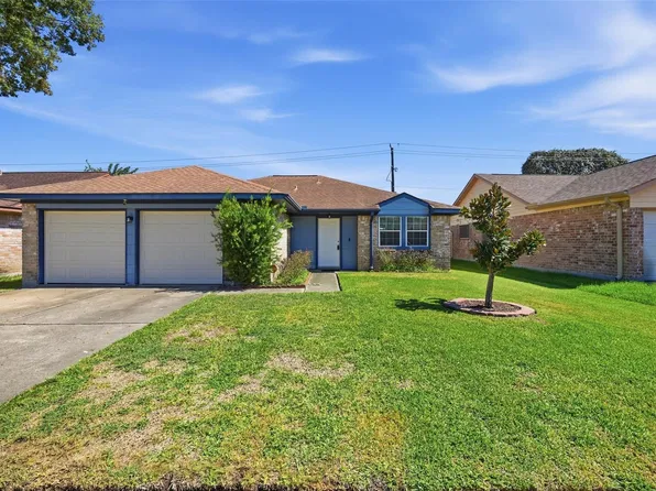 1330 Hitchin Ln, Channelview, TX 77530