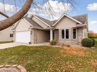 12454 Wedgewood Pl NW, Coon Rapids, MN 55433