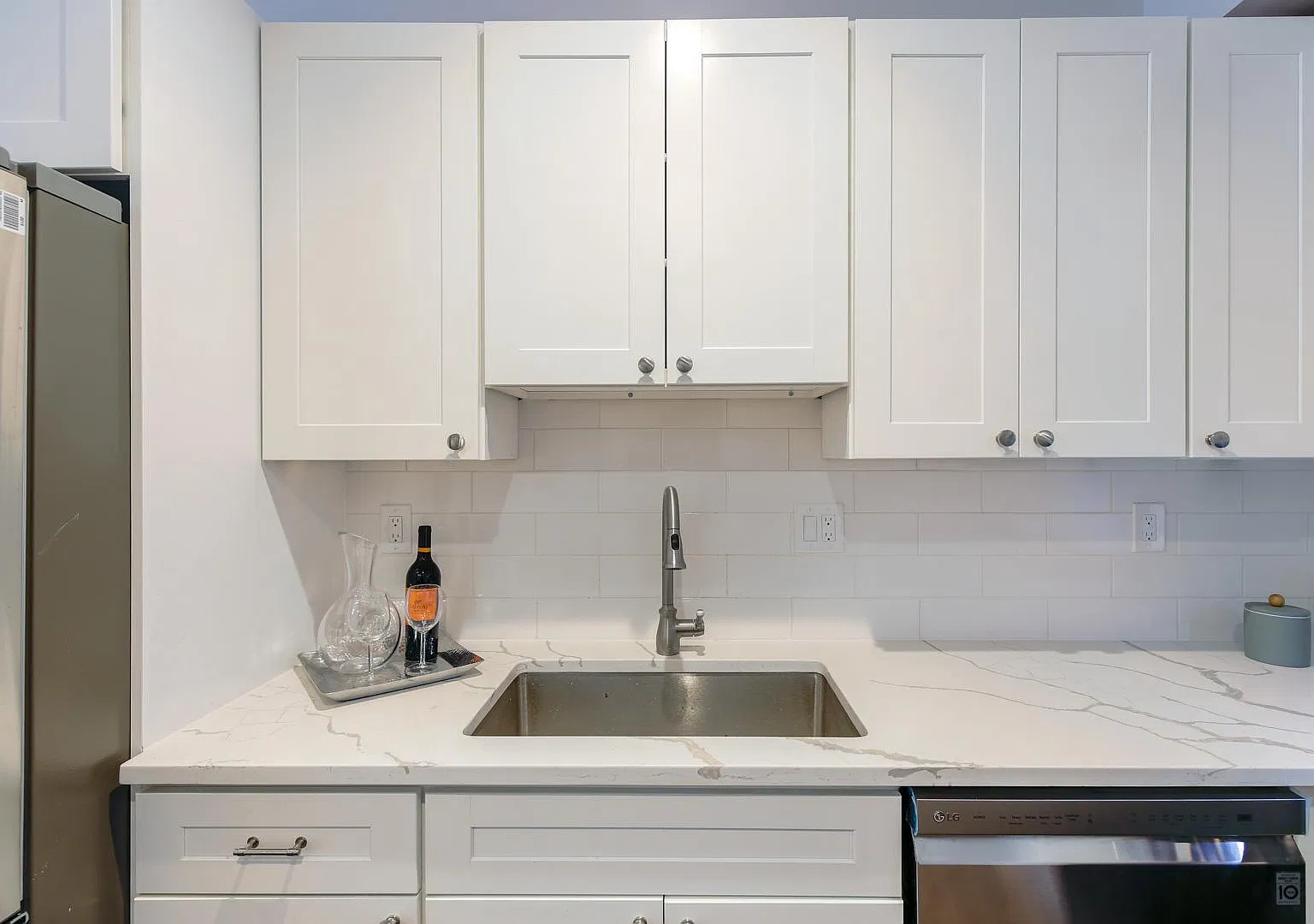 1 bed, 727 sqft, $1,595 — Photo 2
