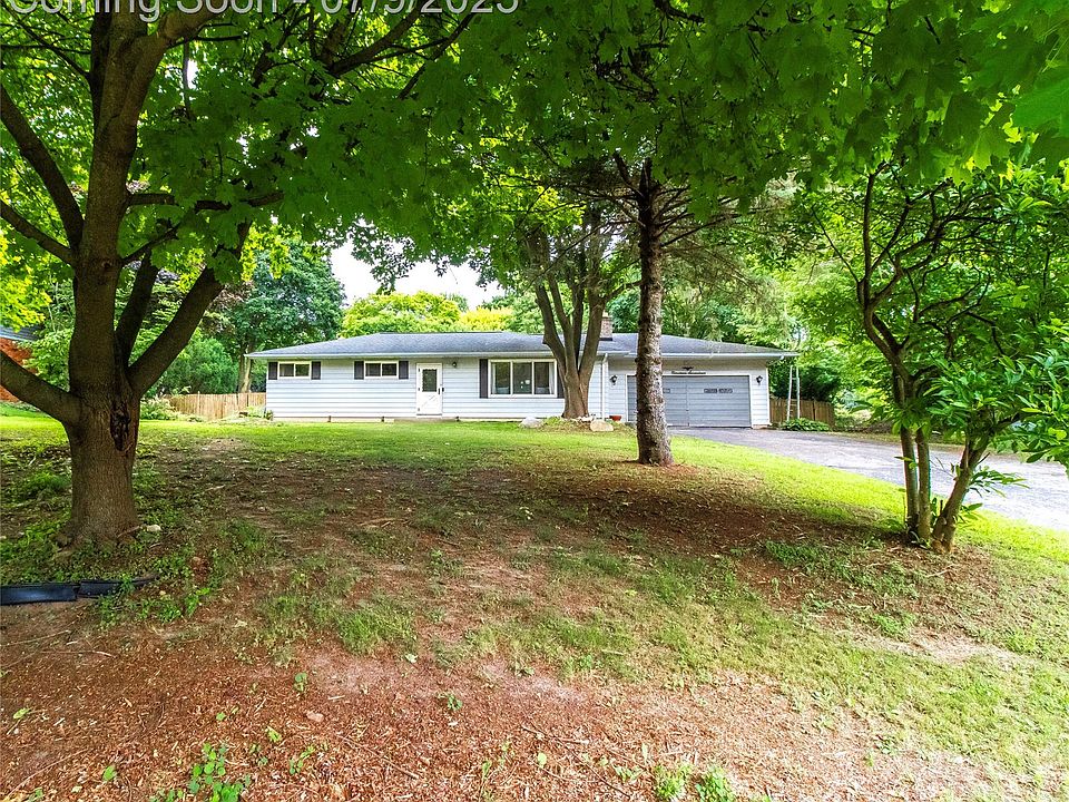 1st image of 1917 Lochinvar Blvd