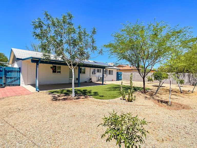 825 W Elna Rae St — Photo 30