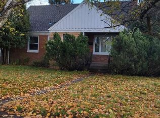 1802 Carver Ave, Duluth, MN 55803