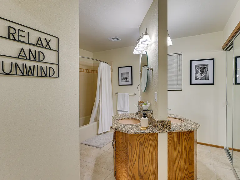 2400 Baron Dr — Photo 14