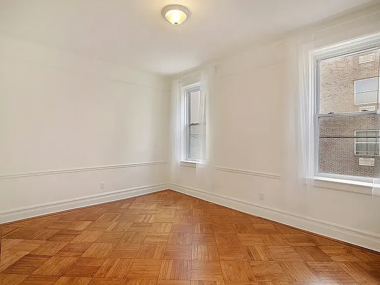 1213 Union St #2 — Photo 4