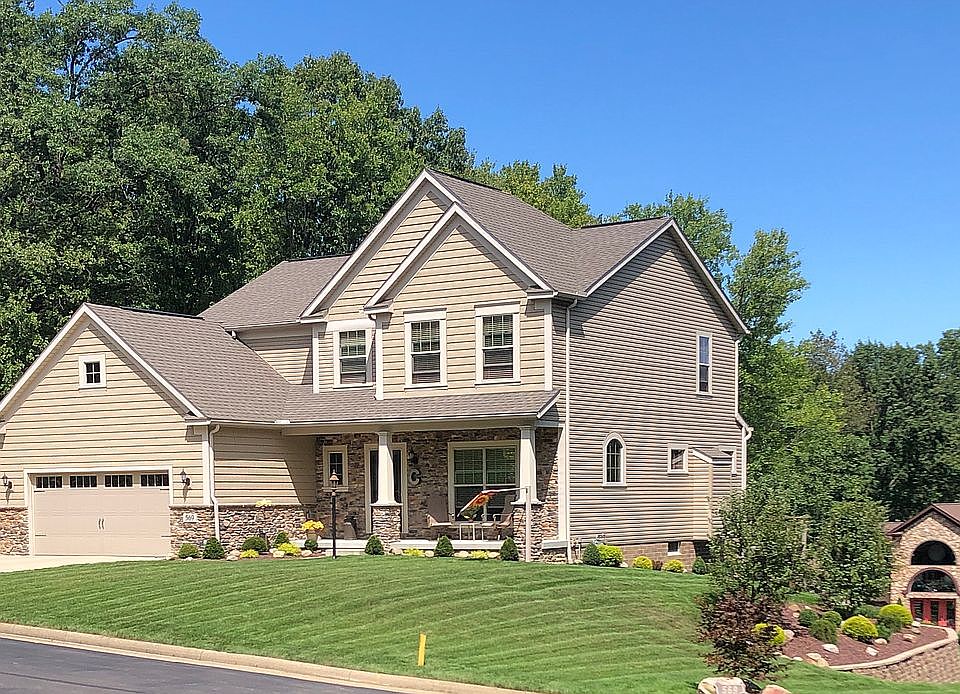 2nd image of 569 Woodbrook Rd