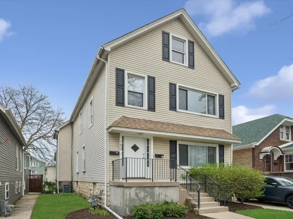 150 Rockford Ave, Forest Park, IL 60130