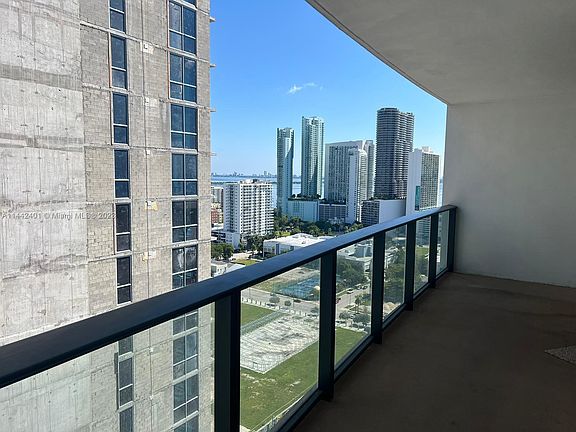 5th image of 1600 NE 1st Ave APT 2319