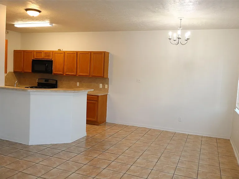 15931 Winston Point Ln — Photo 7