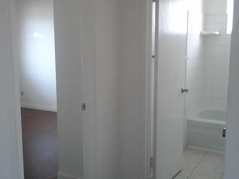 9017 Casals St #4 — Photo 8