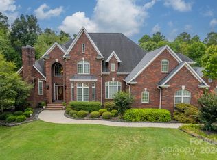 1095 Rolling Park Ln, Fort Mill, SC 29715