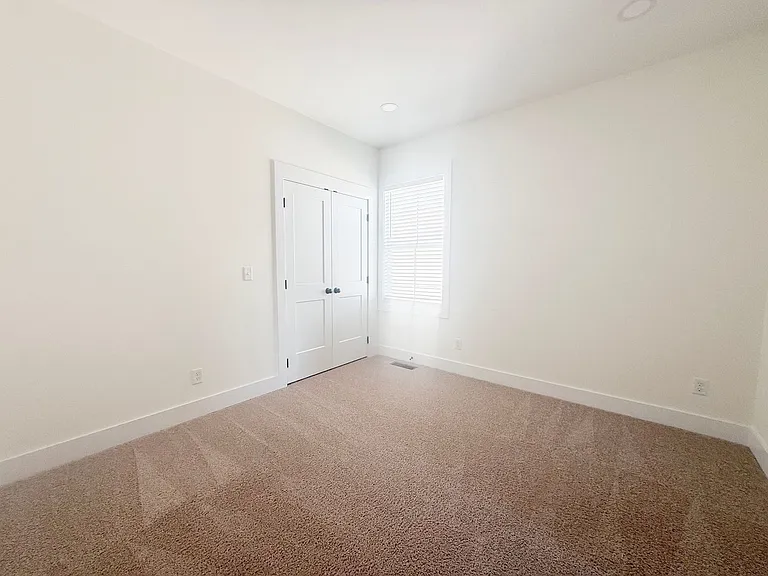 1333 Belfair St — Photo 22