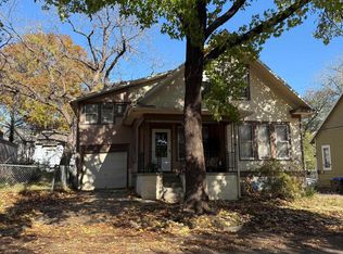 714 SW 13th St, Topeka, KS 66612