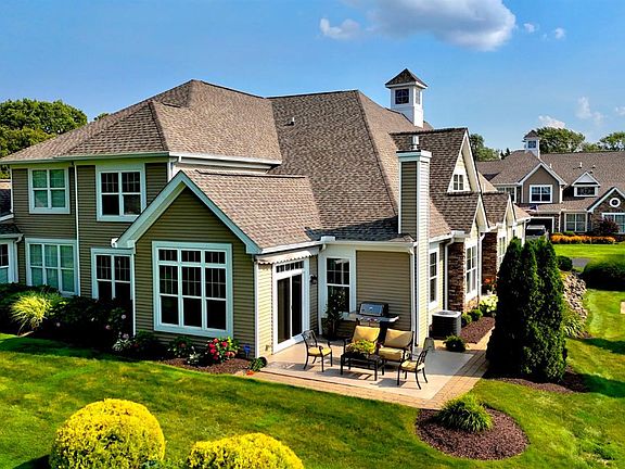 4th image of 4511 E Harbors Edge Dr