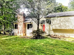 9 Ivy Ter, Westport, CT 06880