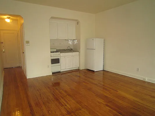 Rented by Immac Realty | media 27