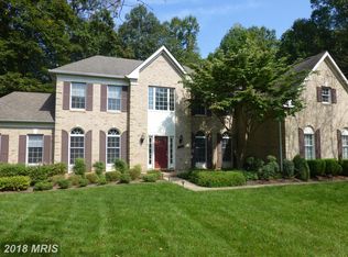 7701 Rose Gate Ct, Clifton, VA 20124