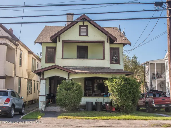 87 Belmont St, Carbondale, PA 18407