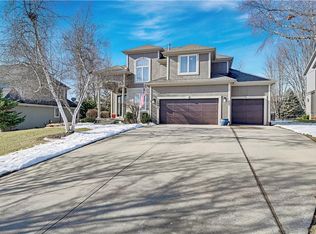 14408 Fairway St, Leawood, KS 66224
