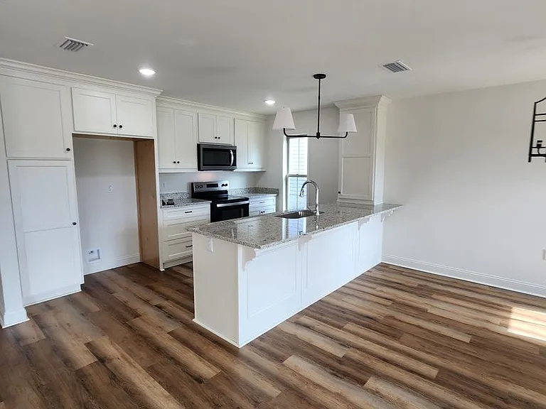 4029 Colbie Way — Photo 6