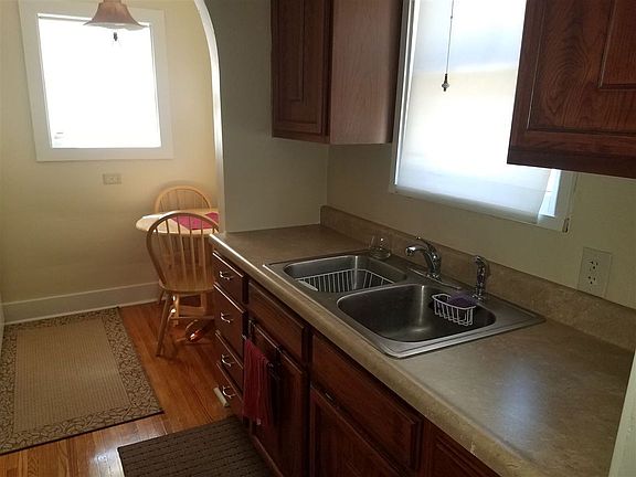 4th image of 314 E Melbourne Ave