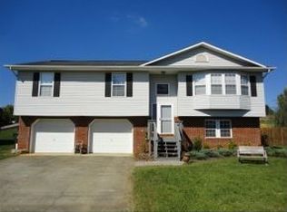 323 Gray Station Rd, Gray, TN 37615