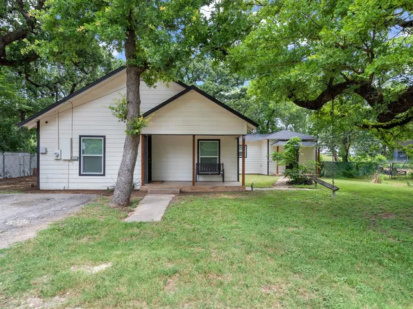 829 N Paddock St, Stephenville, TX 76401