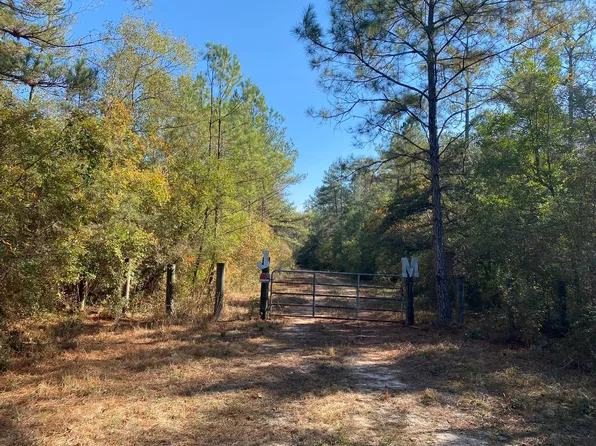 A&b W Sunburst Dr, Crestview, FL 32539