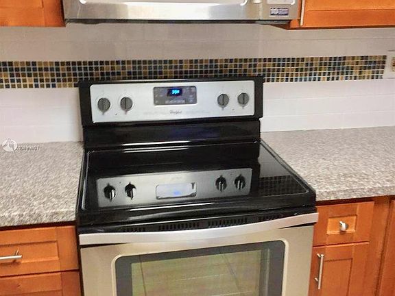 3rd image of 2837 SW 38th Ct #2837