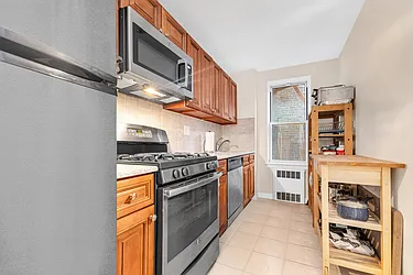 67-07 Yellowstone Boulevard, #3H