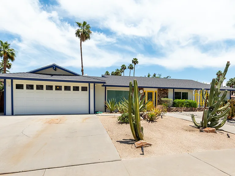 1390 S San Joaquin Dr — Photo 41