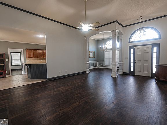 2nd image of 209 Flagler Way
