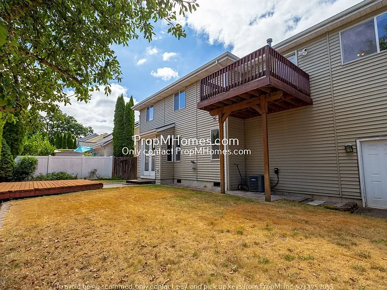 7561 SW Thornton Dr — Photo 27