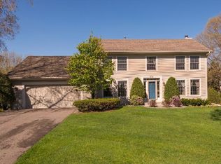 636 Watersedge Ter, Mendota Heights, MN 55120