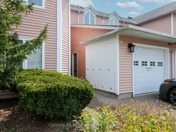 34 Dawson Dr #825, Collingwood, ON L9Y 5B4