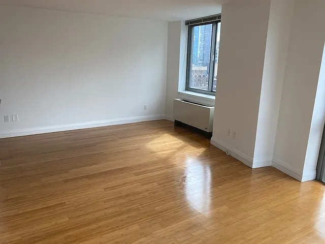 800 6th Ave #9B — Photo 5