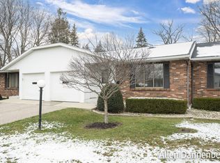 230 S State St APT 111, Zeeland, MI